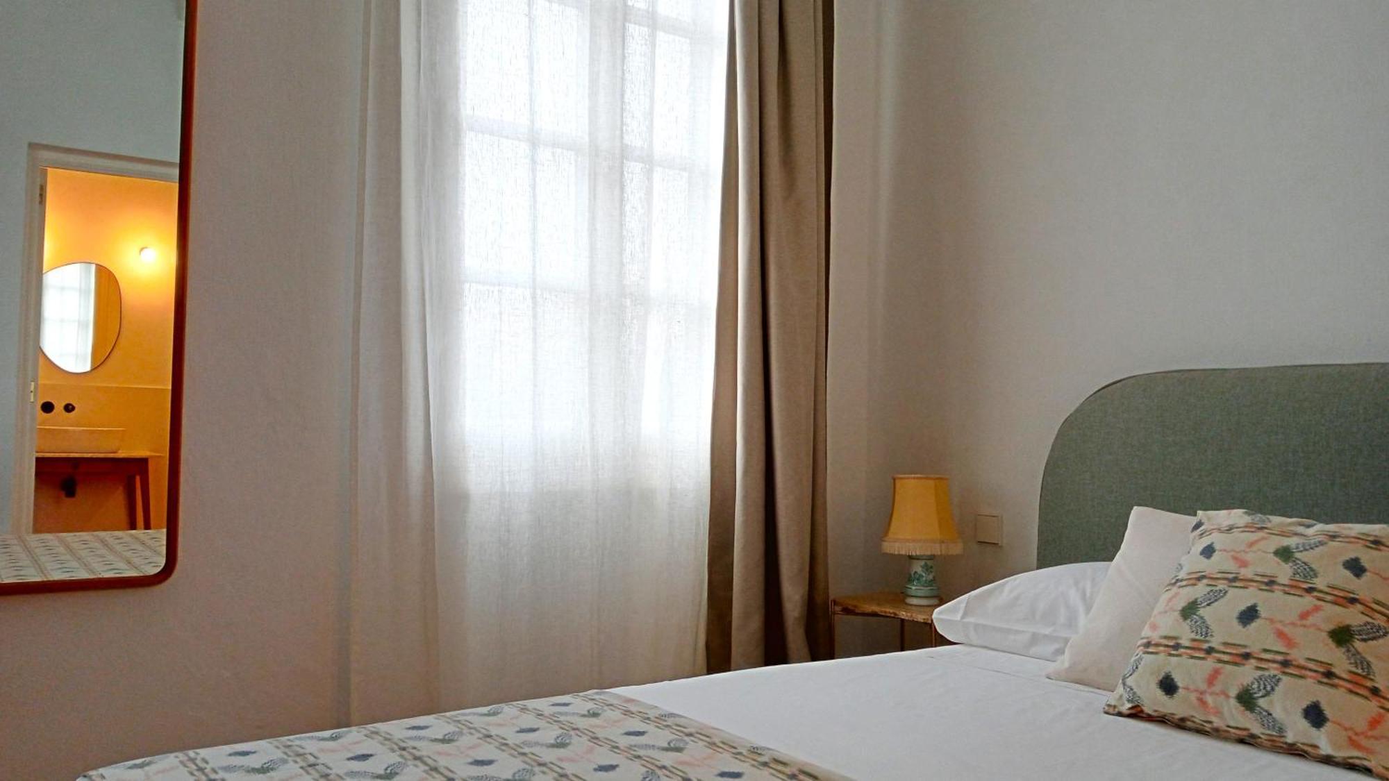 Hotel 3A Ease Of Living Ciutadella  Habitación foto