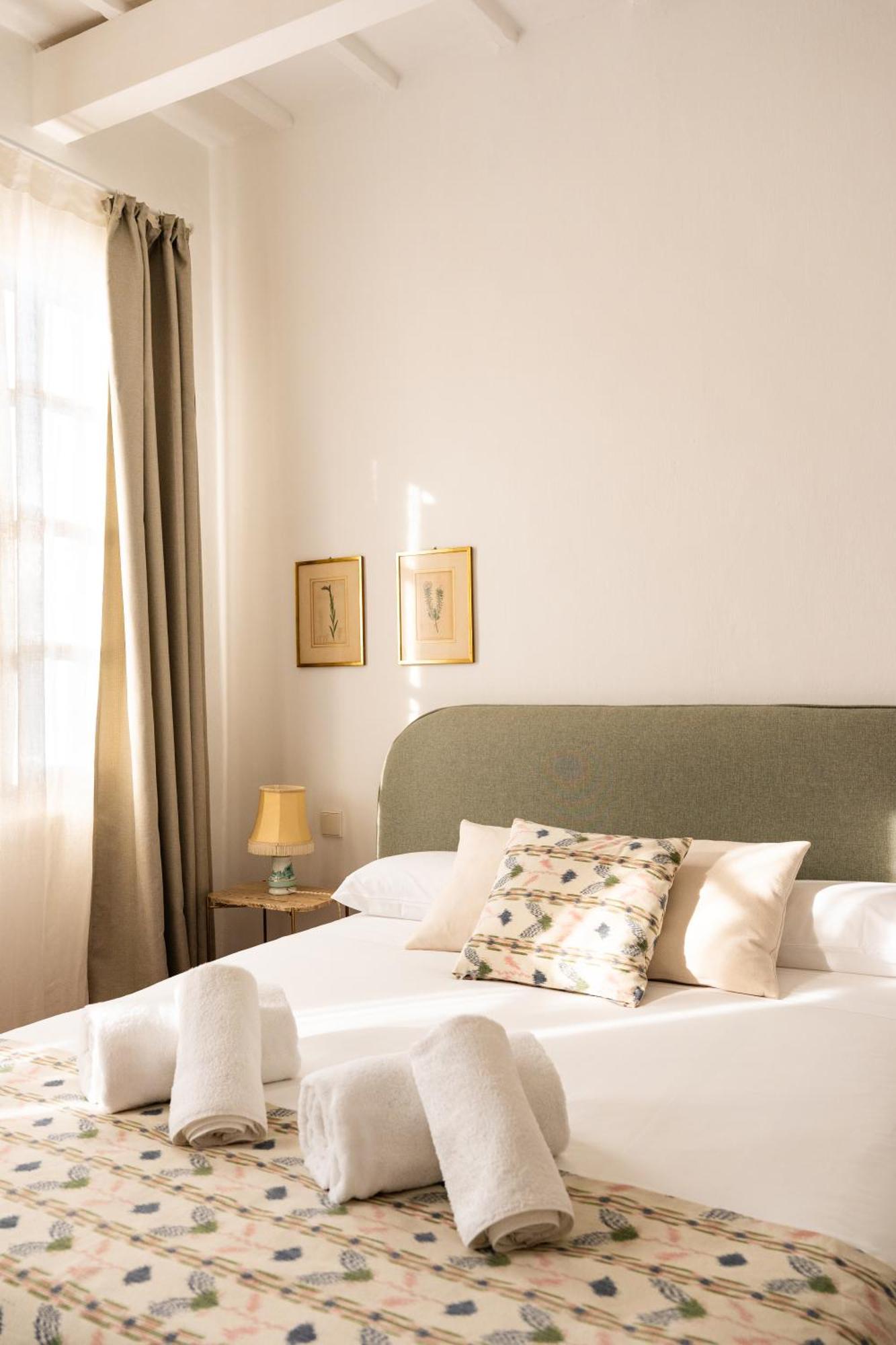 Hotel 3A Ease Of Living Ciutadella  Habitación foto