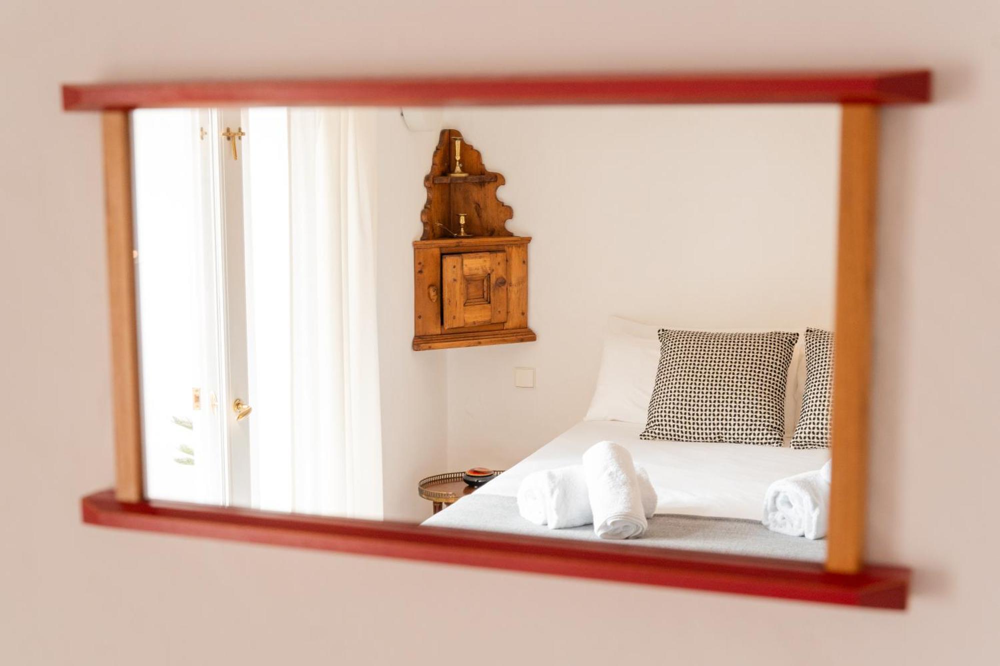 Hotel 3A Ease Of Living Ciutadella  Habitación foto